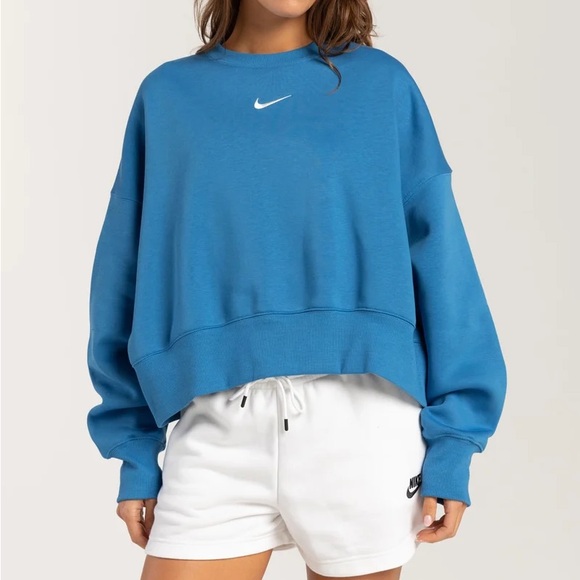Nike Tops - Nike Phoenix Oversized Crop Crewneck Sweatshirt